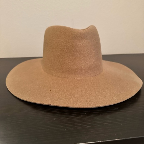 Gigi Pip Hat - Picture 2 of 3